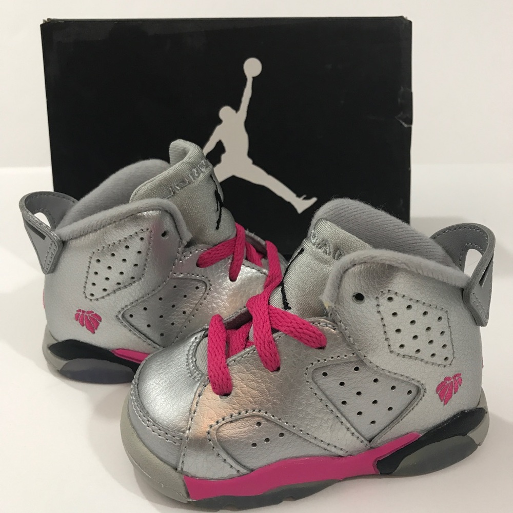 Jordan retro 6 girls infant toddler 3.5 crib heart - Picture 1 of 8